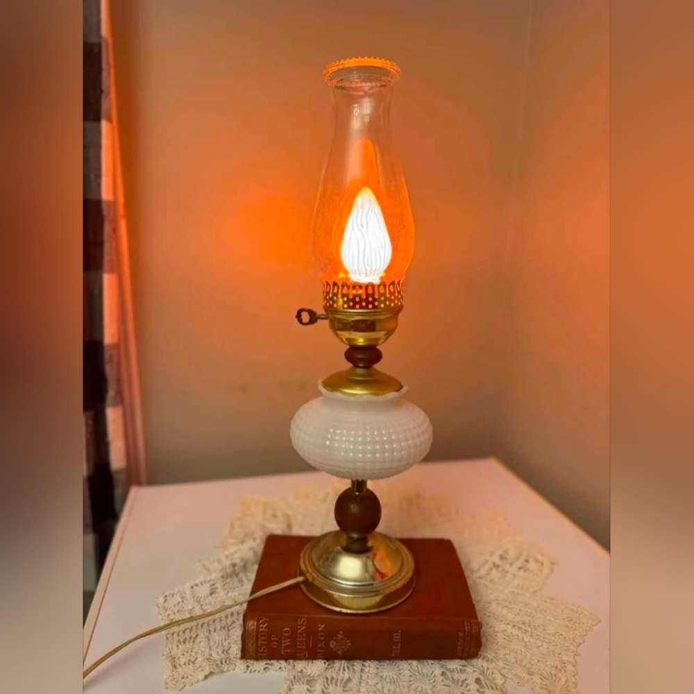 Stunning Vintage Milk Glass Hurricane Table Hobnail Lamp White and Brass.